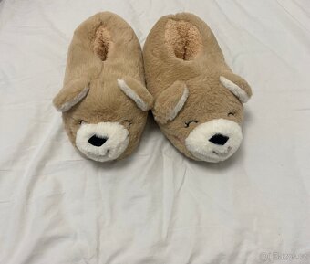 Roztomilé domácí bačkory vel. 34–35 🐻 - 2