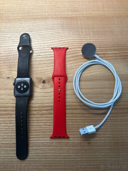 Apple Watch Series 3 38mm - 2