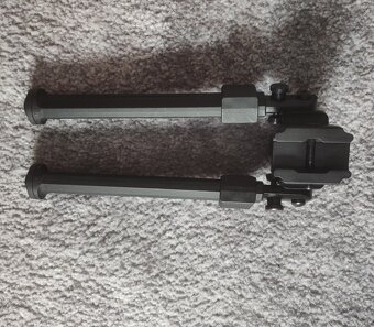 Bipod na picantiny a weaver - 2