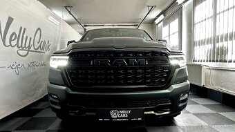 DODGE RAM, NIGHT EDITION / 1500 SST H.O. - 2