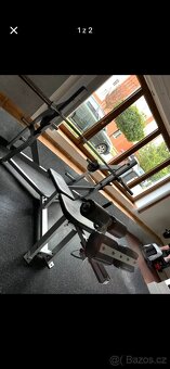 Benchpress hlavou dolu - 2