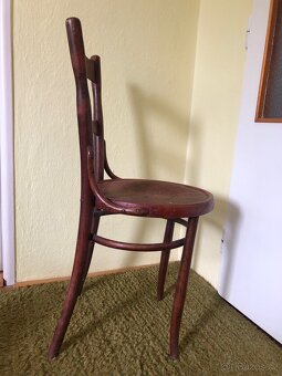 Dřevěná židle Thonet, r. 1889 - 2