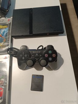 Playstation 2 Slim + příslušenství - 2