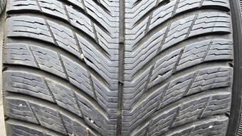 Zimní pneu 245/40/18 Michelin - 2