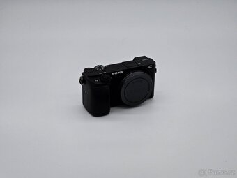 Sony A6400 - 2