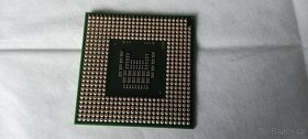 Intel Celeron 900 - 2