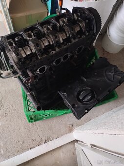 Motor 1.9 typ axc transportér T5 - 2
