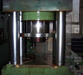 lis hydraulický H4SP 300 - 2