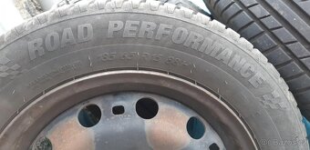 Š-FABIA - sada letních pneu na ráfkách 185/65/R15 NOVÉ - 2