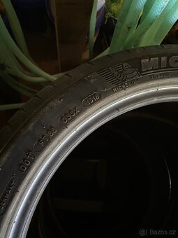 Michelin Pilot Sport 4 245/40 ZR 18 93Y - 2