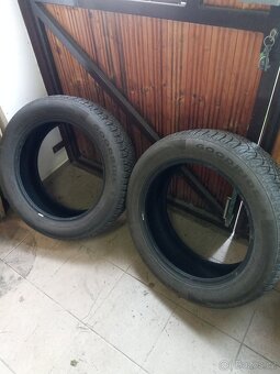 Pneu 235/55/19 - 2