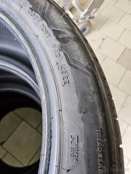 Letní pneu 285/40r21 BRIDGESTONE - 2