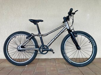 Rascal 20 - titanium - 2