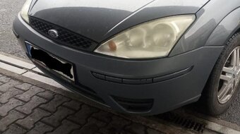 Náhradní díl - přední nárazník Ford Focus kombi - 2