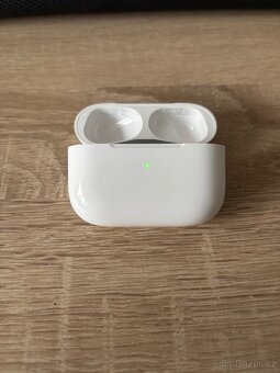 AirPods Pro 2. Generace nabíjecí pouzdro - 2