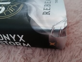 Rebecca Yarros - Onyx Storm - 2