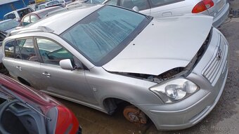 TOYOTA AVENSIS T25 FL 2.0D 66kW, motor 1CD-FTV, nahradni dil - 2