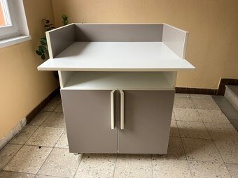 Komoda + přebalovací pult - 2