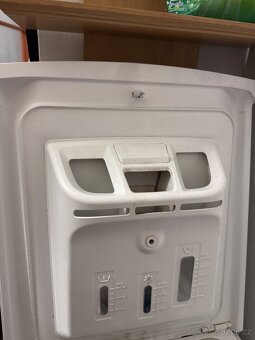 Pračka Indesit - 2