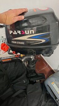 Závěsný lodní motor Parsun - 2