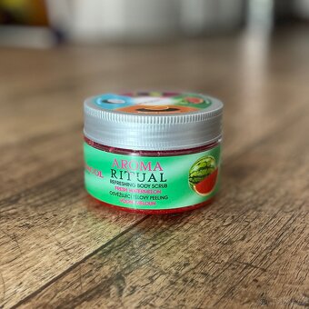 Tělový peeling Dermacol vodní meloun - 2