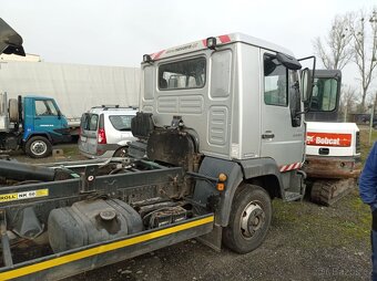 MAN L 2000. - 2