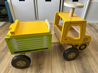 KidLand dřevěné odrážedlo Traktor - 2