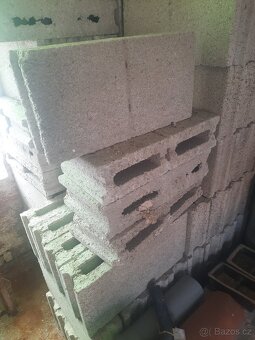 Betonové tvárnice 10cm - 2