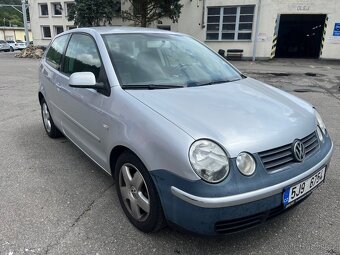 Volkswagen Polo - 2