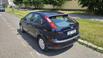 Ford Focus 1.6 benzín,klimatizace. - 2
