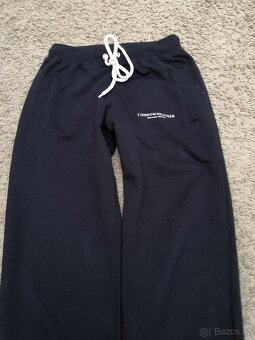 Tepláky Tommy Hilfiger vel.S/M - 2
