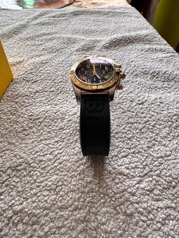 Breitling Chrnomat 44. Výborný stav. - 2