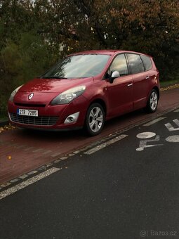 Renault Megane Scenic - 2