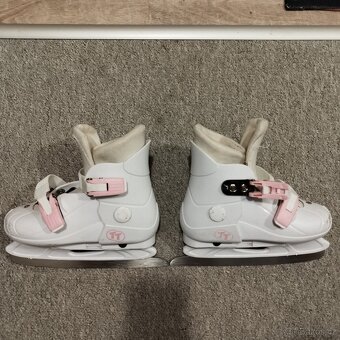 Dívčí lední brusle 28-32 - 2