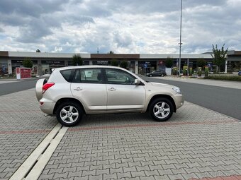 Toyota RAV4 2.0i 112kw 4x4 1. maj. koup. ČR TZ - 2