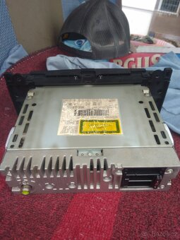 Prodám autorádio Mercedes sprinter. - 2