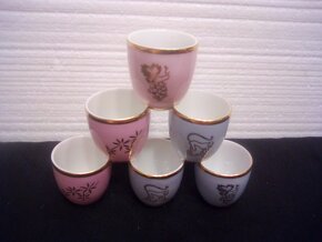 POHÁRKY NA LIKÉR - POPELNÍKY+DŽBANEK +KORBEL - - 2