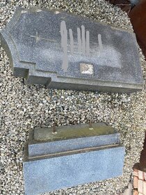 Náhrobní kámen - 2