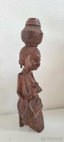 Dřevěná soška - 2