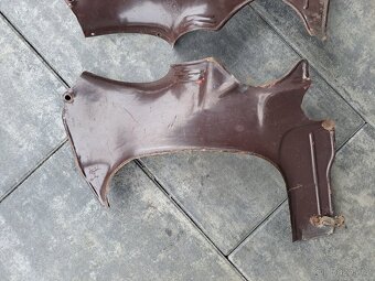 Jawa 125 355 175 356 kývačka Podsedlové plechy - 2