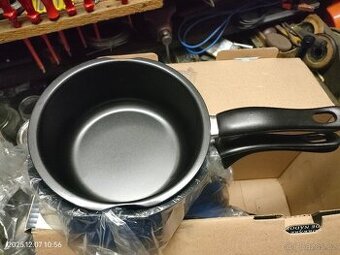 Hrnec a panvicky - 2