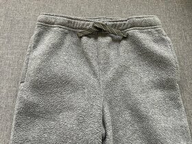 Teplejší tepláky - dovoz US - vel. 128 - 2