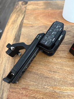 Sony XLR-H1 XLR Handle Unit + tilta rig - 2