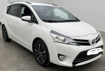 TOYOTA VERSO - 2