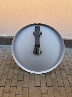 Satelitní Parabola 85cm s držákem - 2