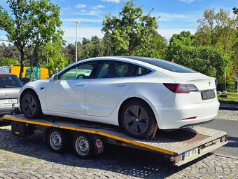 Tesla Model 3 - 2