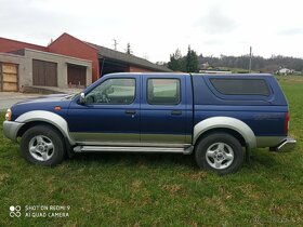 Prodám Nissan Navara D22 4x4 2,5 nafta 98 KW rv 05 130 tkm - 2