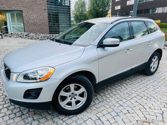 Volvo XC60 2.4SD 5VÁLEC 4x4 AUTOMAT VÝHŘEV TAŽNÉ SENZORY - 2