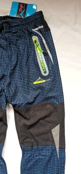NOVÉ jarní OUTDOOROVÉ KALHOTY - KUGO, 9-10 let, 140 cm - 2