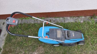Elektrická sekačka 32 cm s košem Gardena - 2